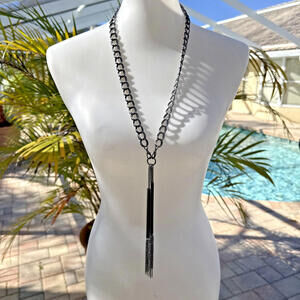 Premier Designs Gunmetal Gray Into The Swing Bar Tassel Necklace NWOT